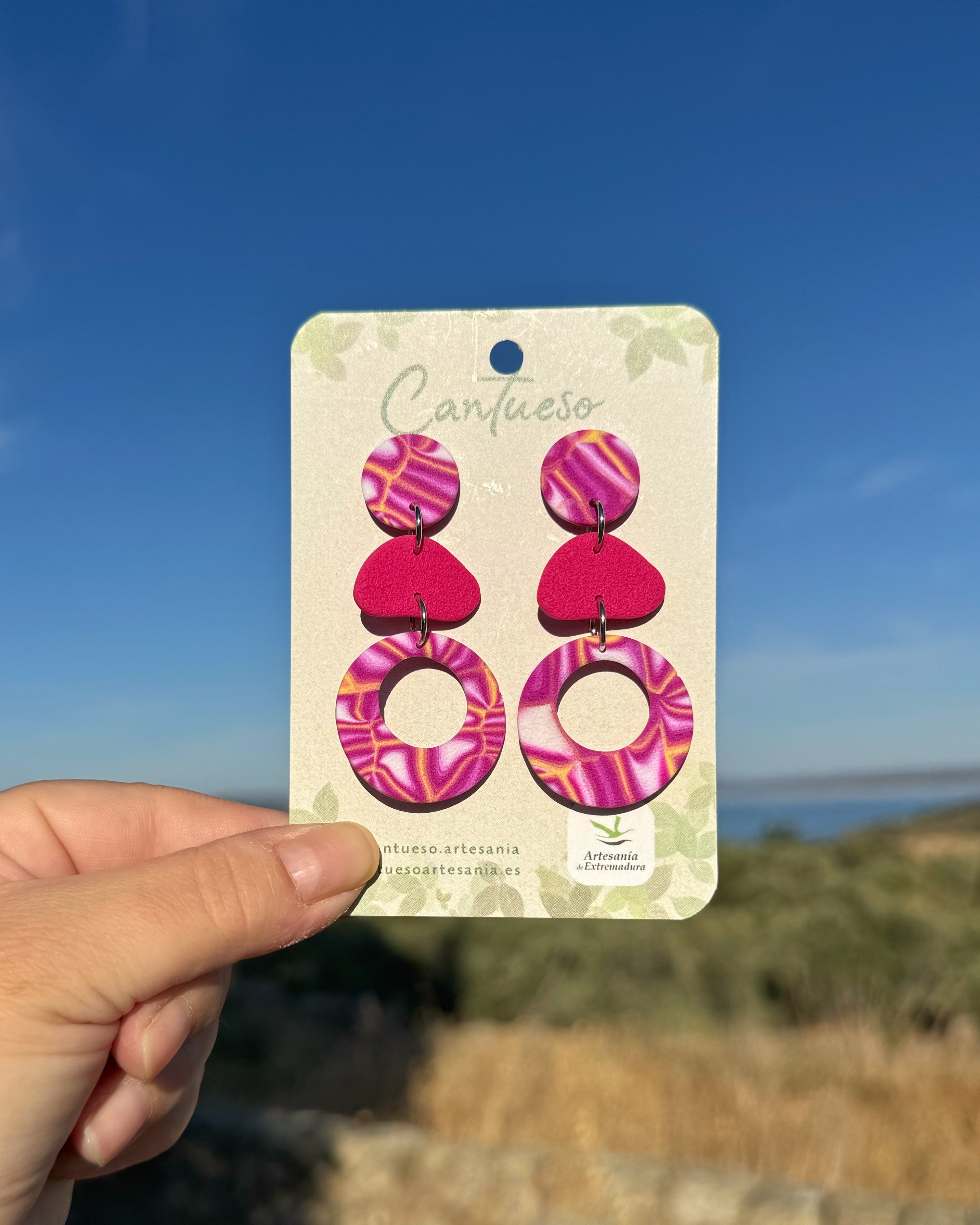 Pendientes Alia , muy coloridos y ligeros hechos a mano en arcilla polimerica.
