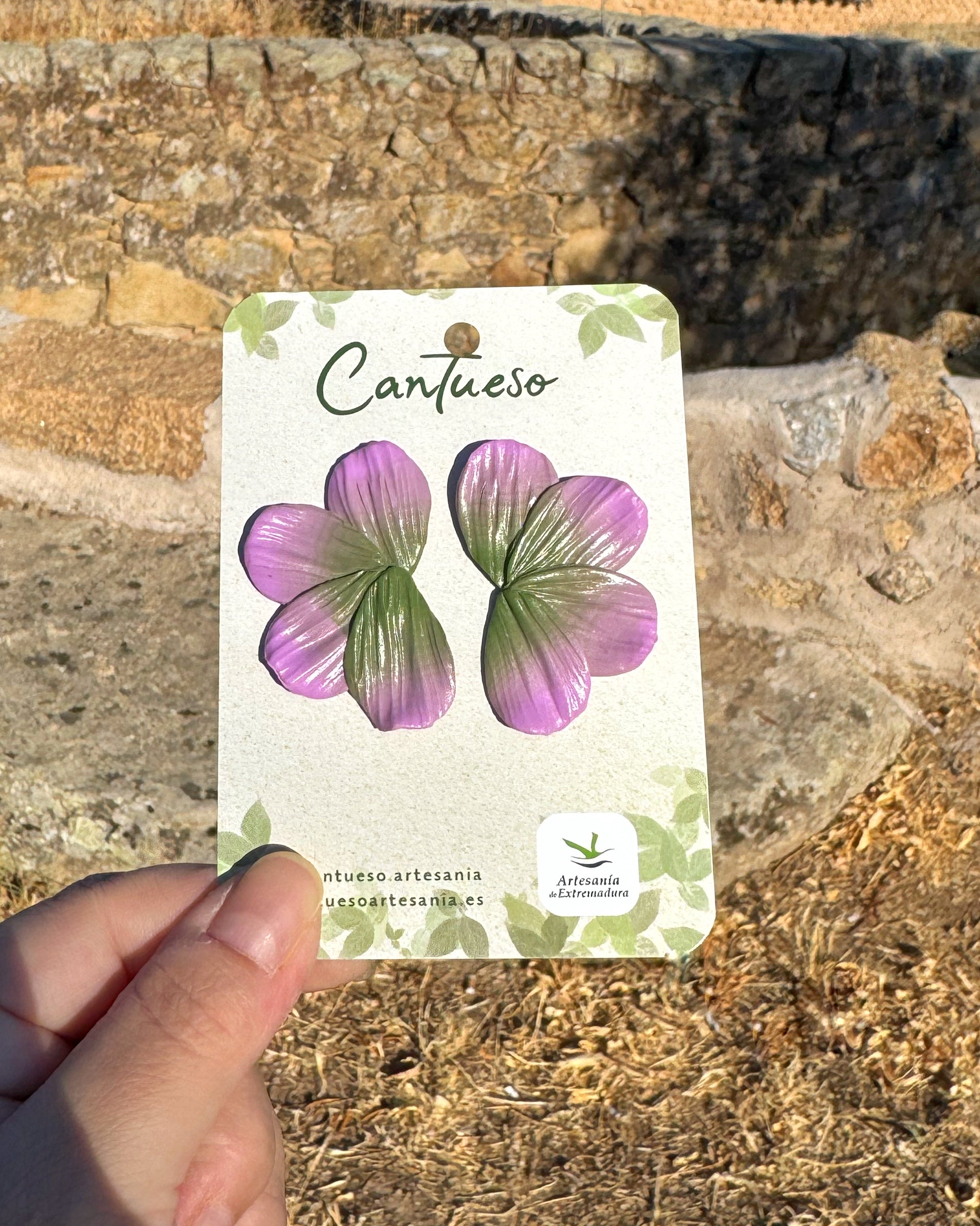 Pendientes Berlanga diseño media flor hechos a mano